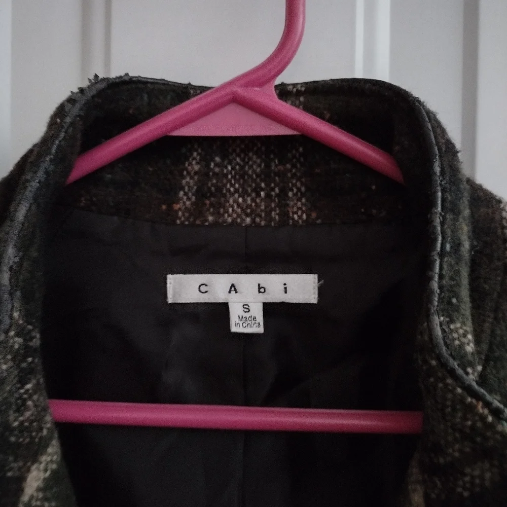 Vest - Picture 4 of 5
